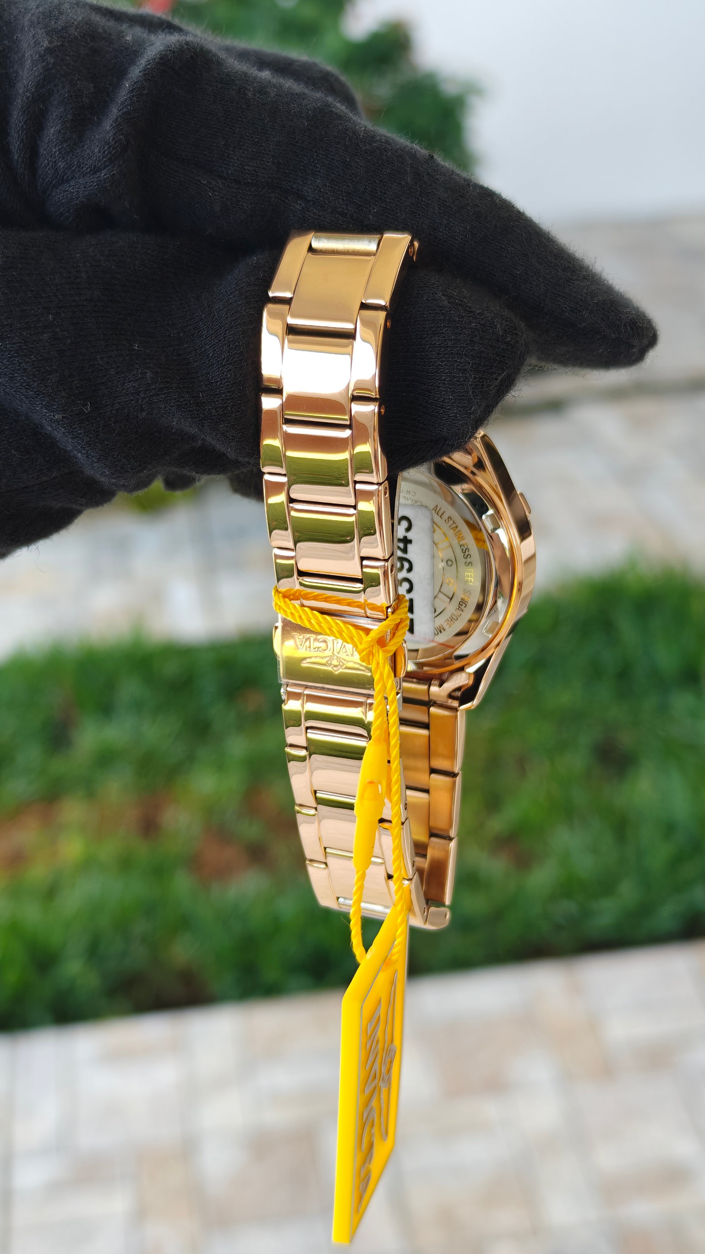 Invicta Angel 49843 – Quartz Rose Gold Crystal