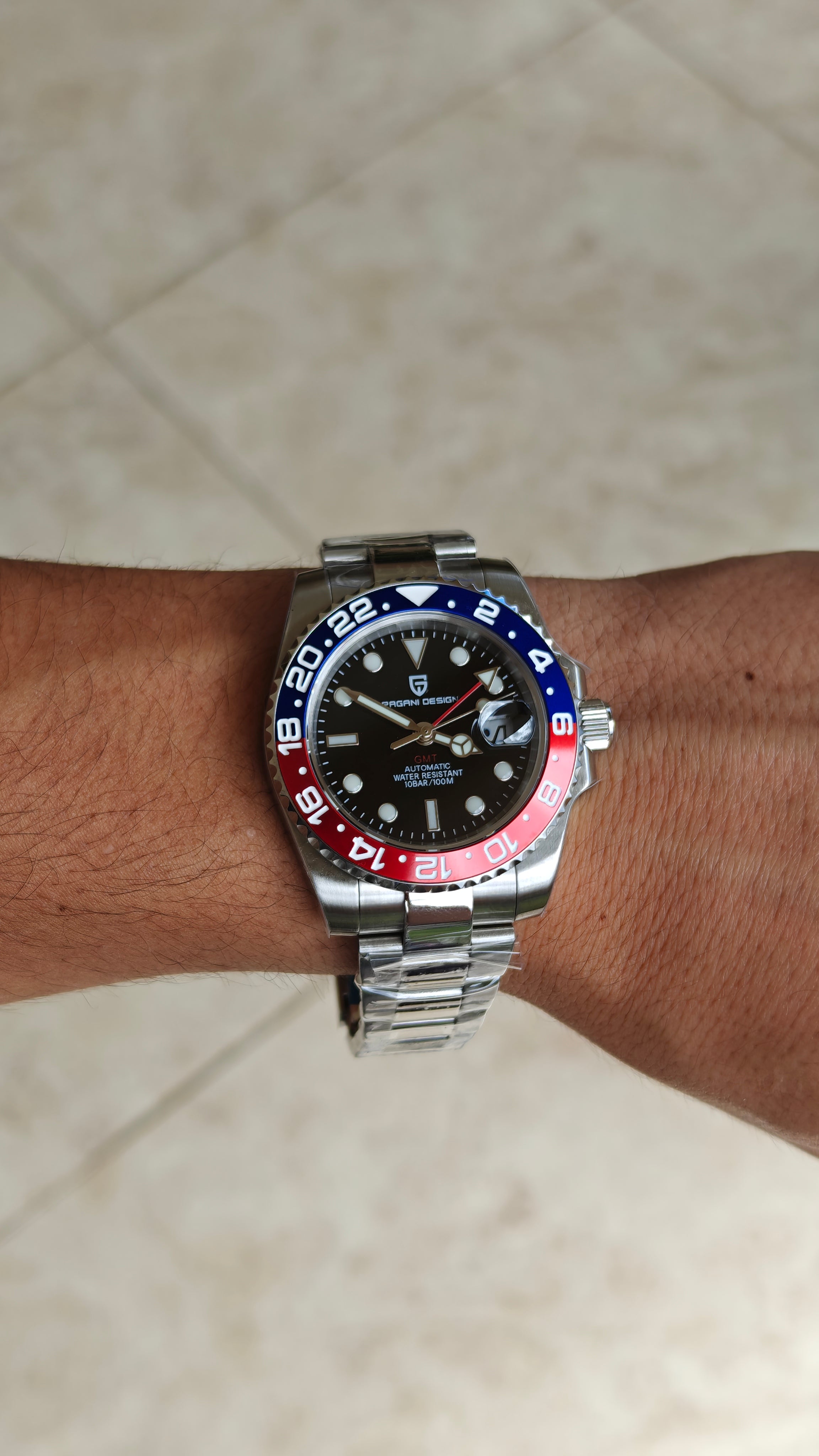 Pagani Design PD-1662 GMT (Homenaje al Rolex GMT Master II “Pepsi”)