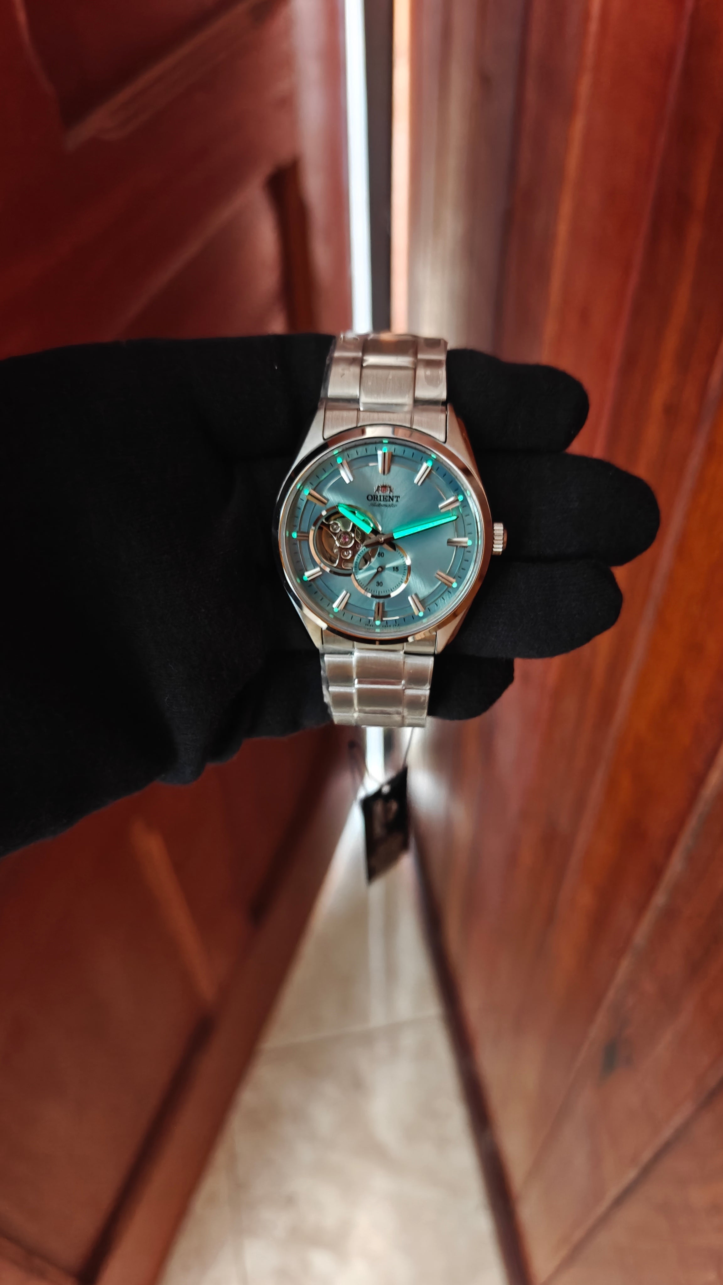 Orient Contemporary RA-AR0009L10B