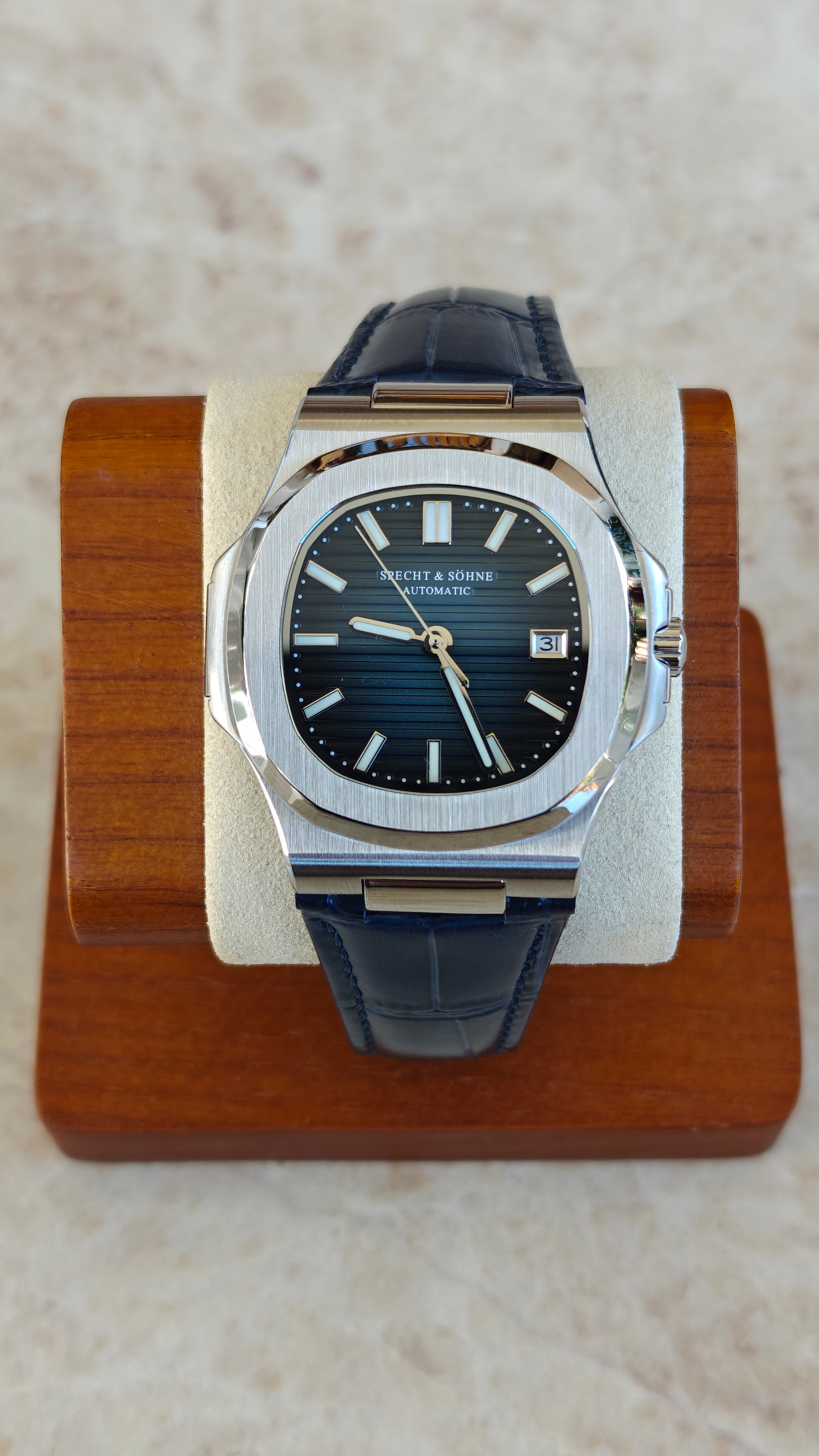 Specht & Söhne SP0002 – Homenaje al Patek Philippe Nautilus