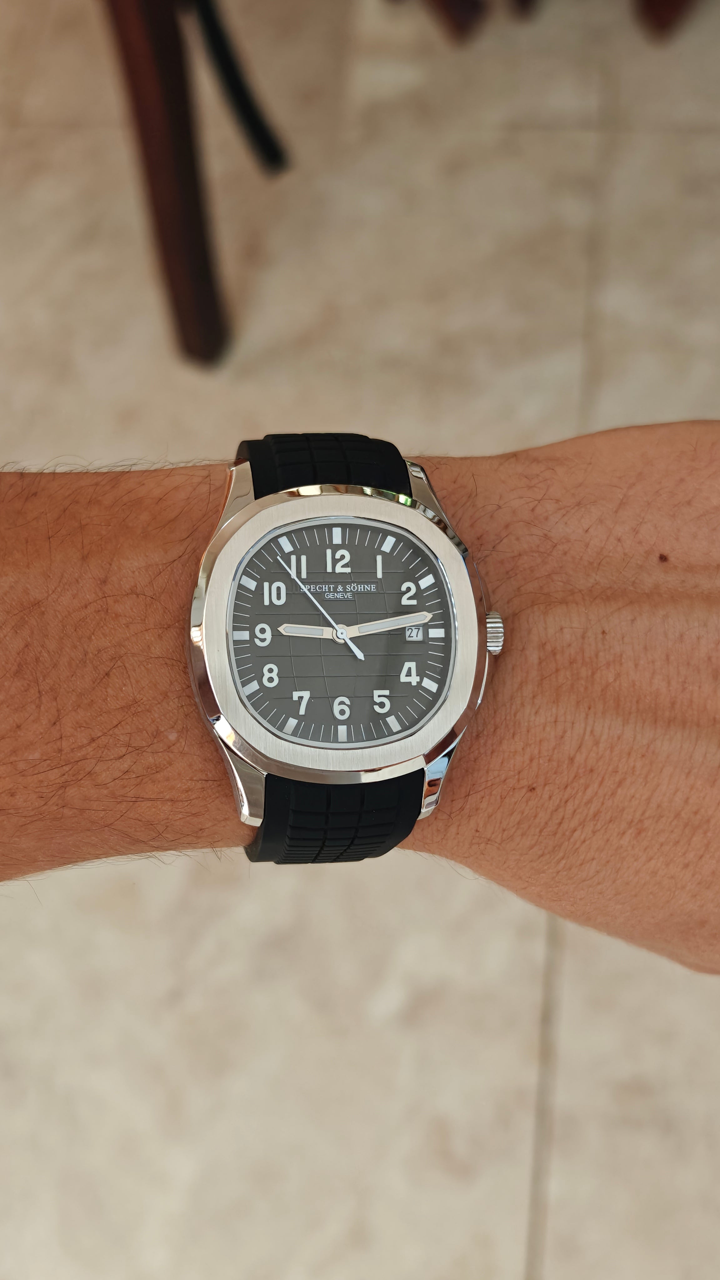 Specht & Söhne SP0008 – Homenaje al Patek Philippe Aquanaut negro
