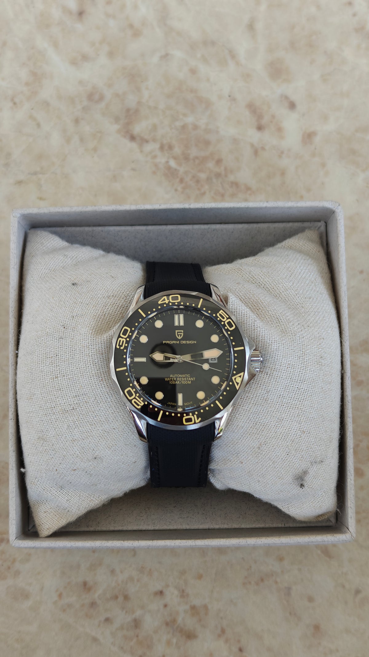 Pagani Design PD-1667 – Homenaje al Omega Seamaster