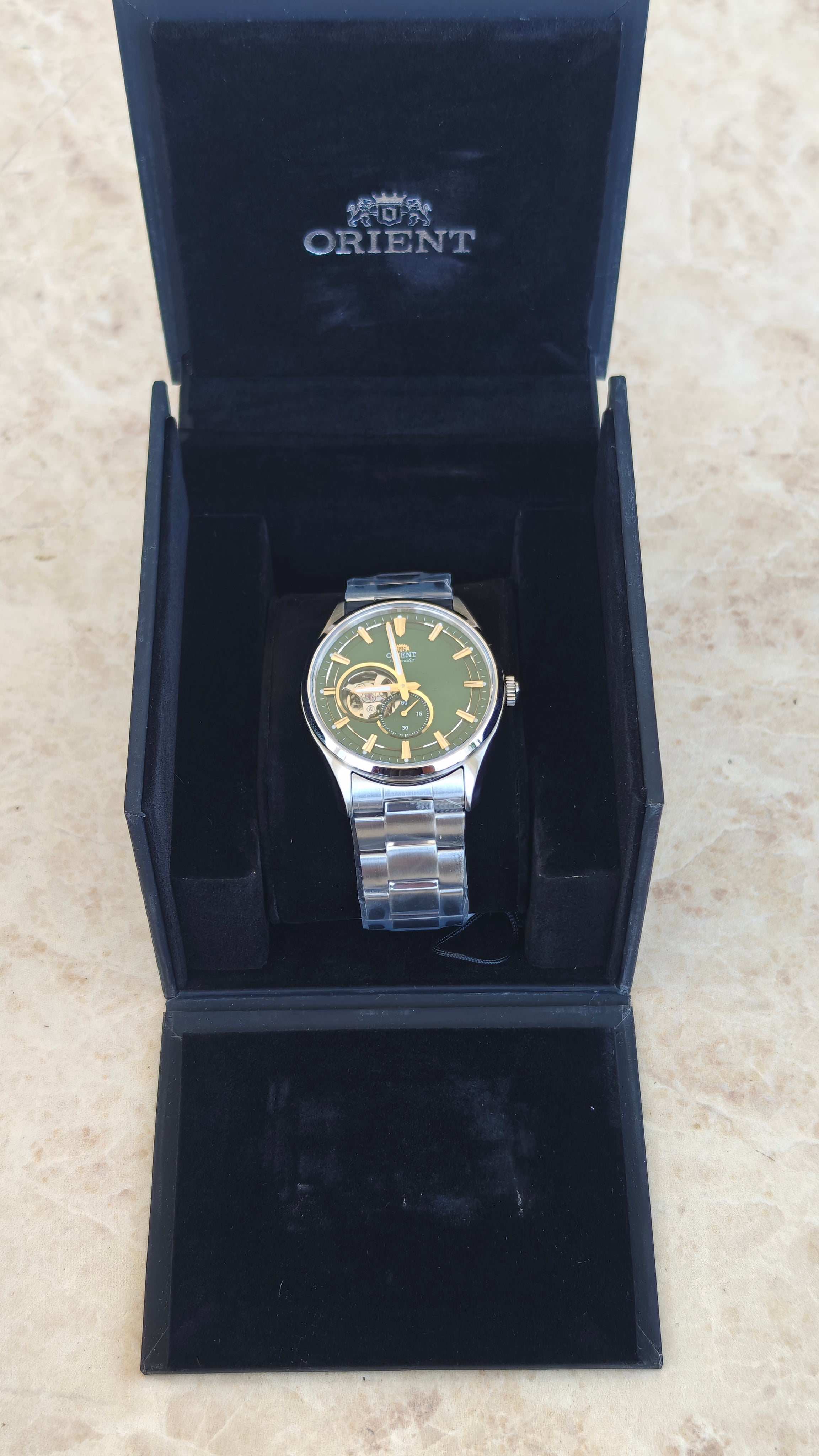 Orient Contemporary RA-AR0008E10B