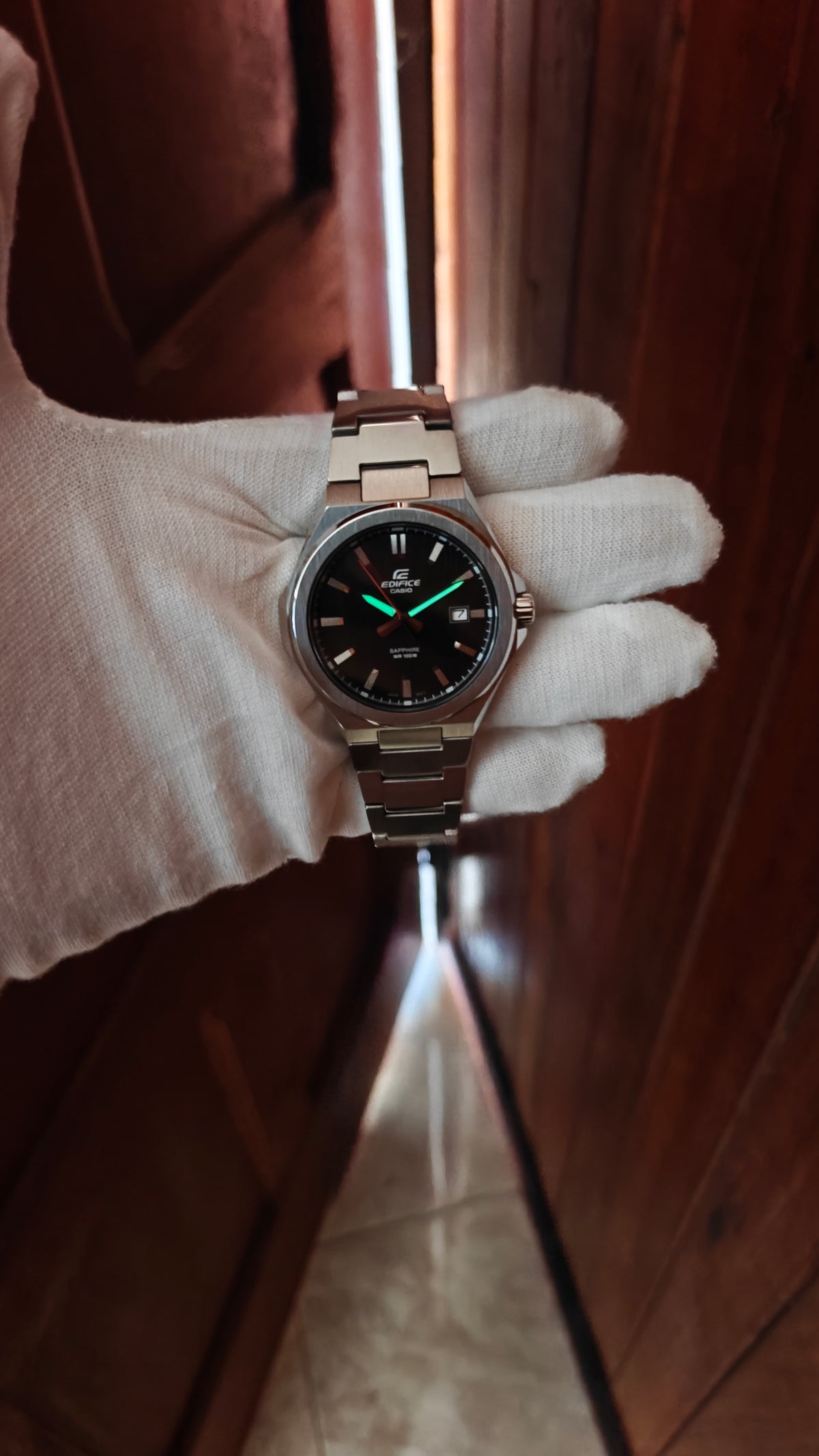 Casio Edifice EFB-108D-1AV – Cristal de Zafiro