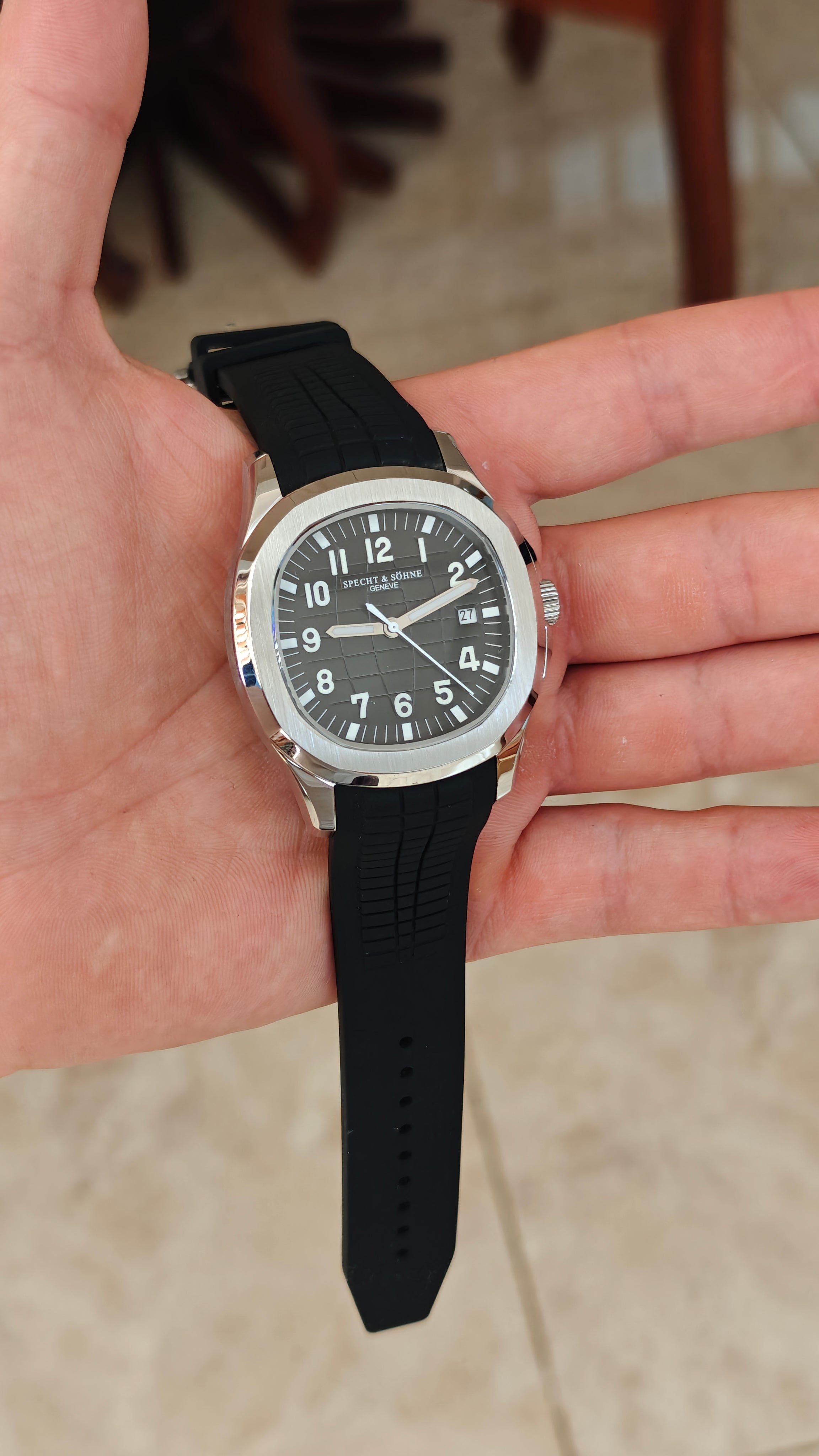 Specht & Söhne SP0008 – Homenaje al Patek Philippe Aquanaut negro