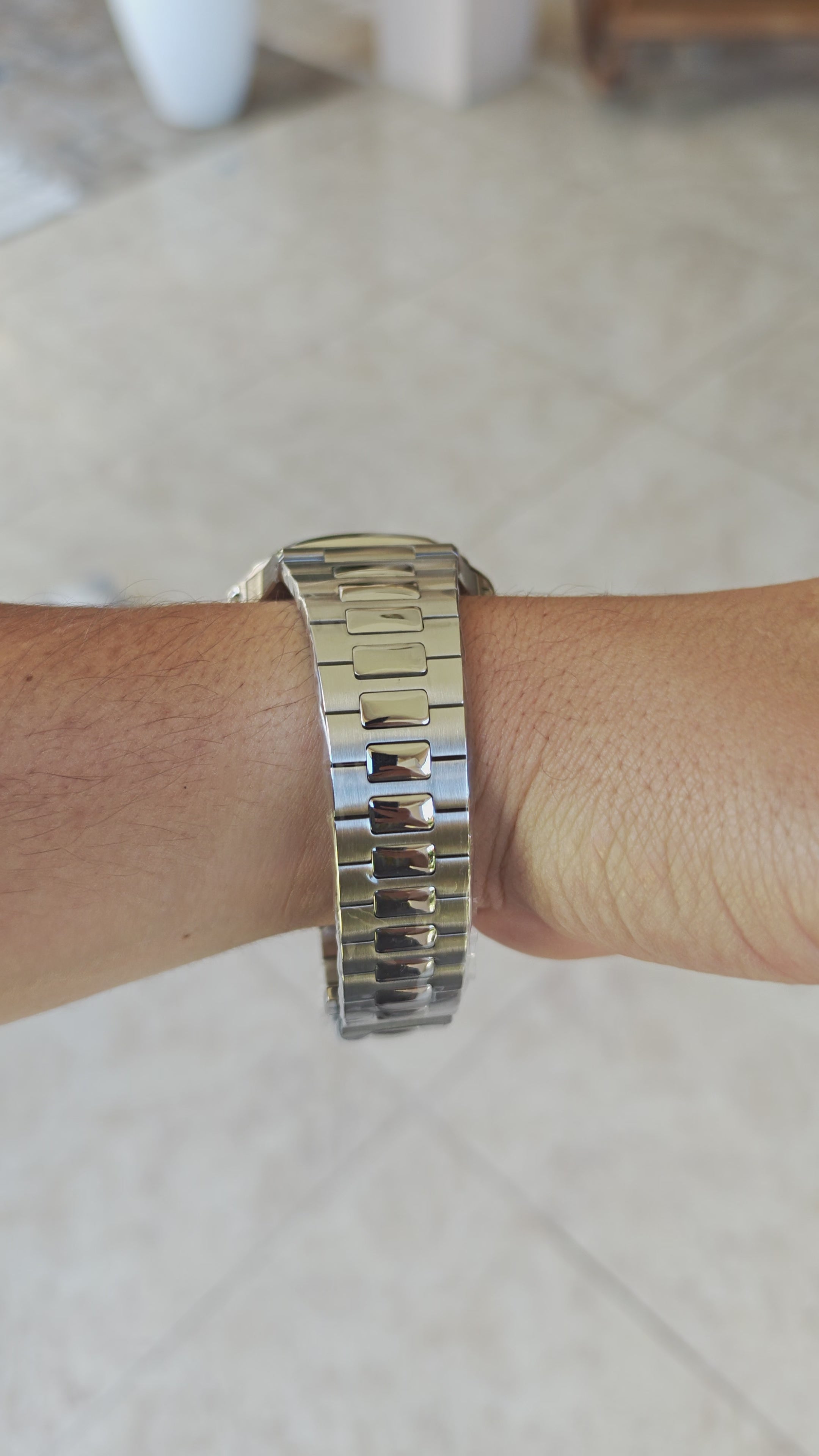 Specht & Söhne SP0002 – Homenaje al Patek Philippe Nautilus Tiffany