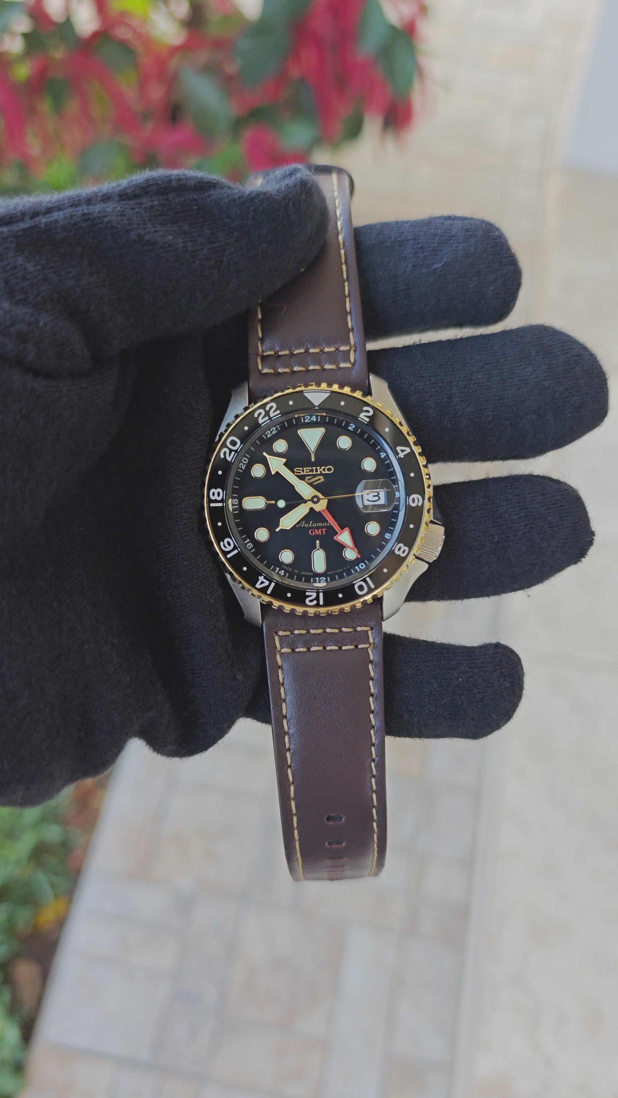 Seiko 5 Sports SSK036K1 – GMT Black & Gold