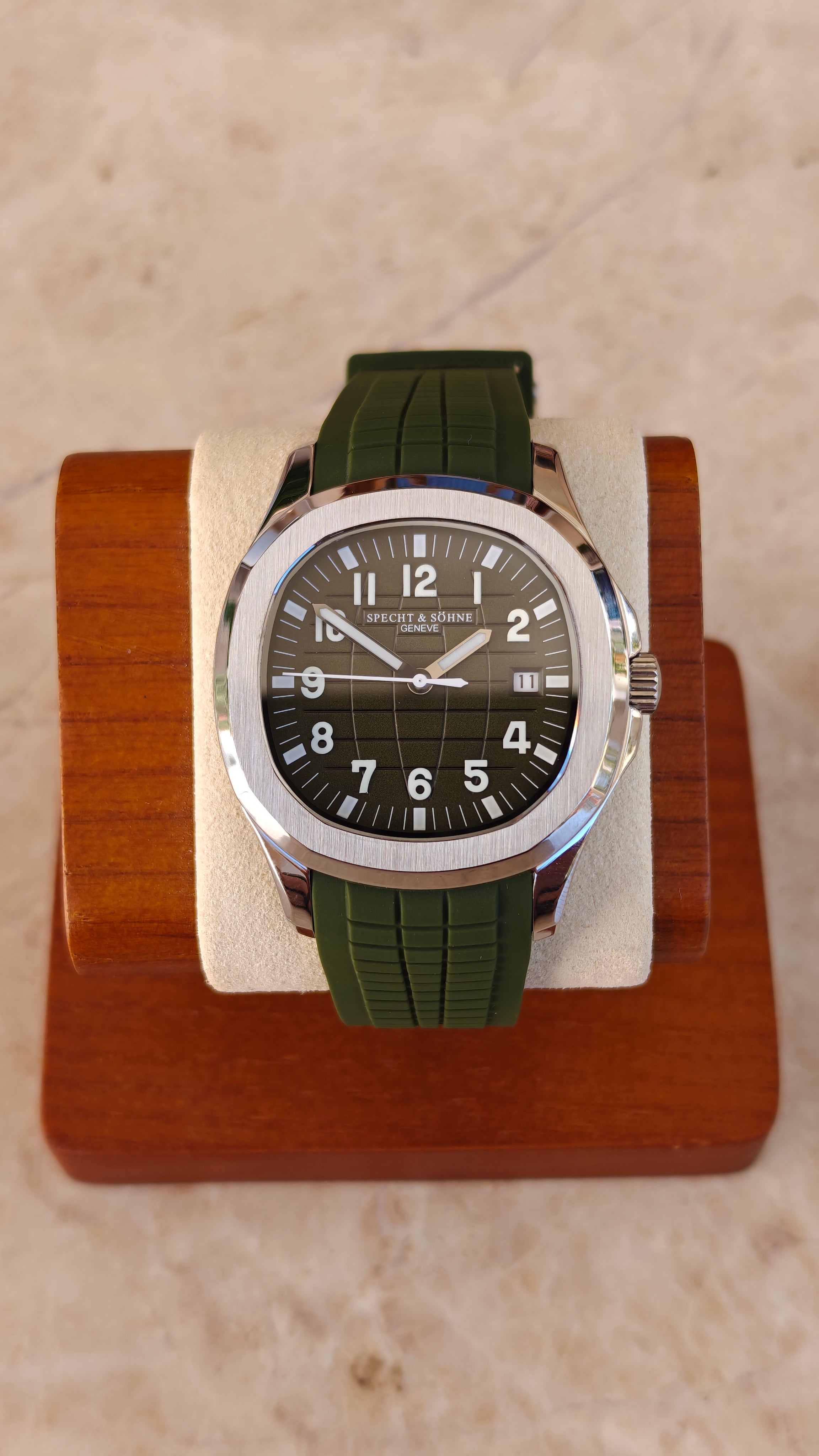 Specht & Söhne SP0008 – Homenaje al Patek Philippe Aquanaut verde