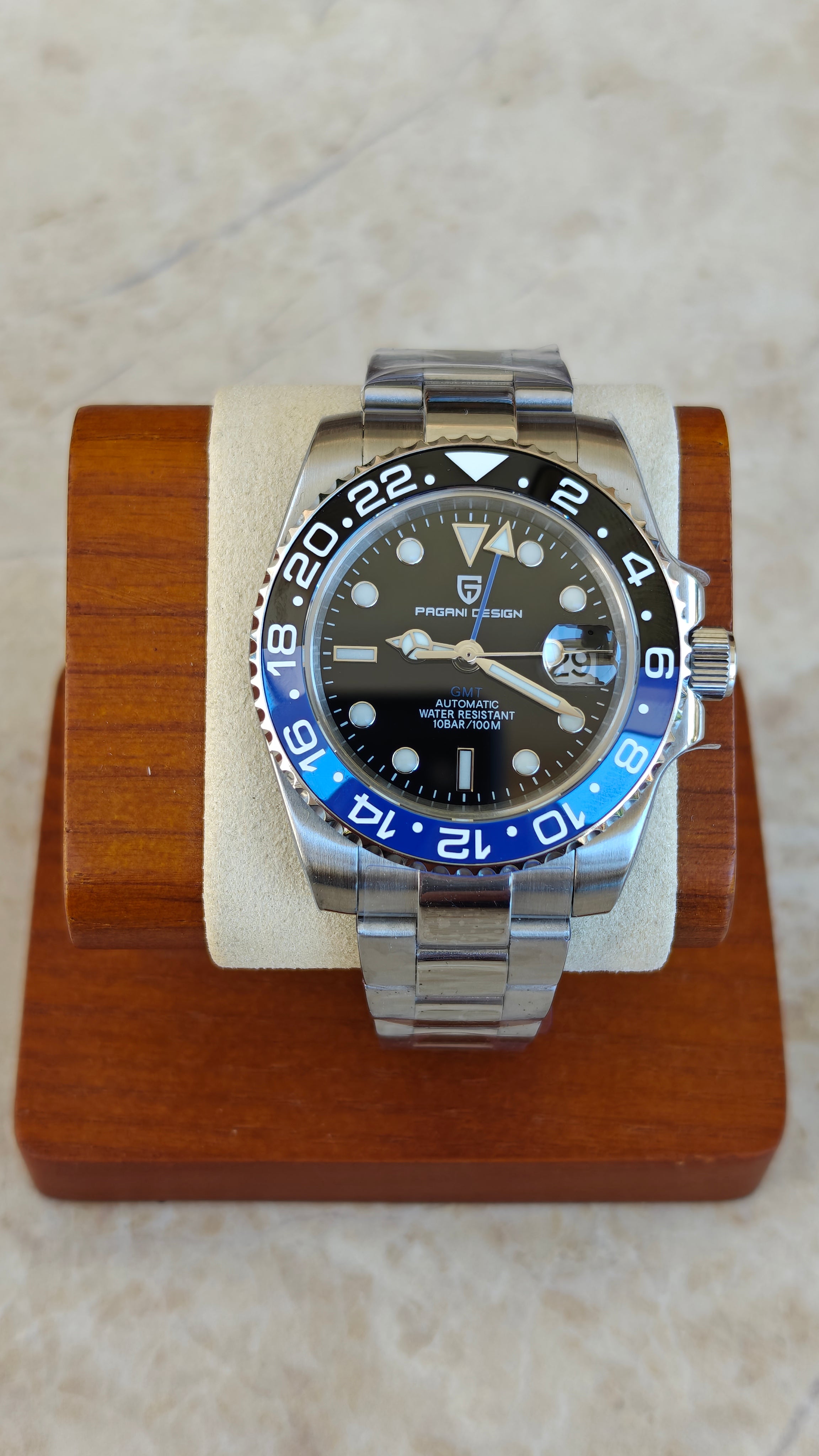 Pagani Design PD-1662 – GMT (Homenaje al Rolex GMT-Master II “Batman” )