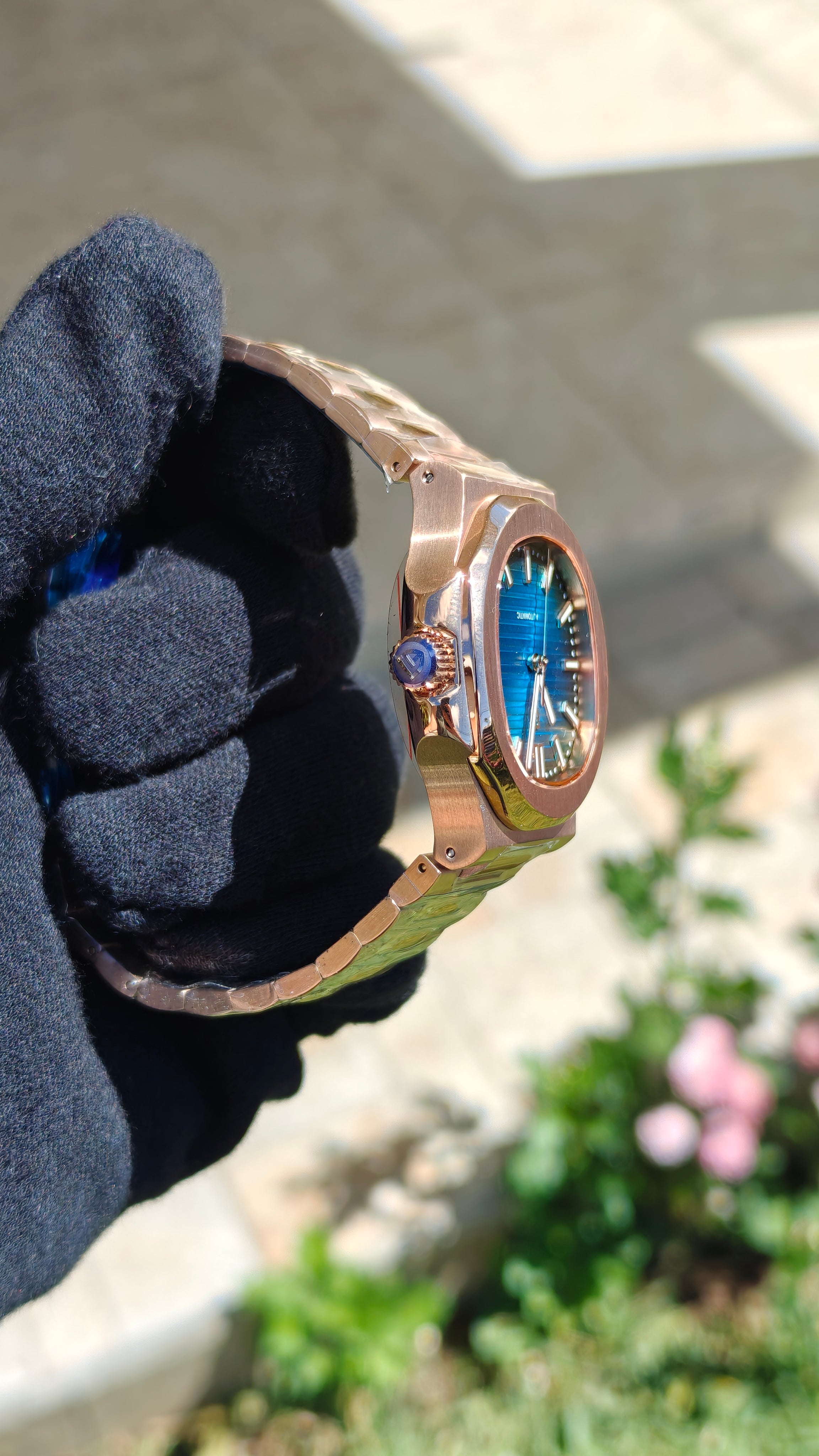 Pagani design PD-1728  (Homenaje al Patek Philippe Nautilus Oro Rosa)