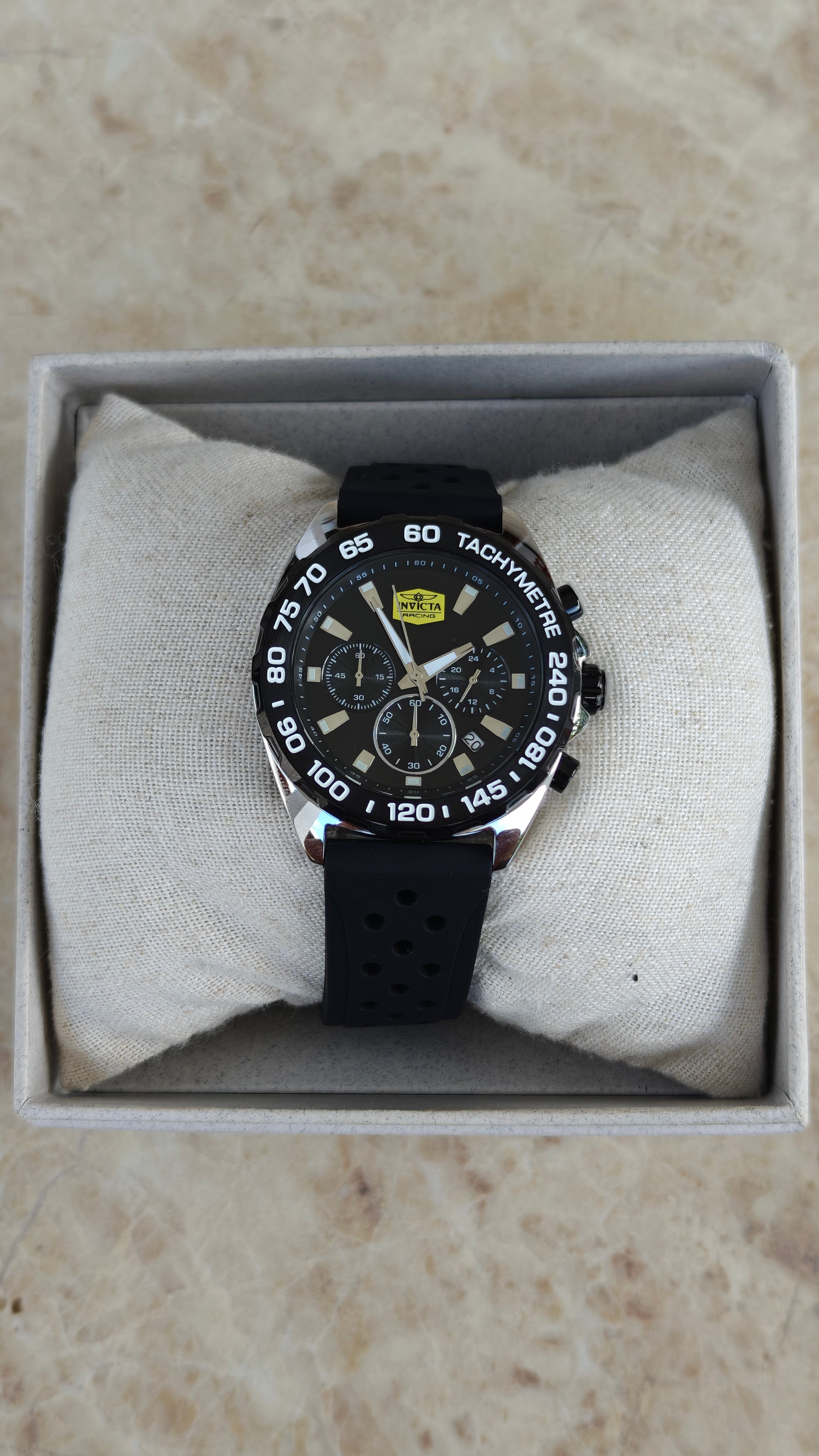Invicta Racing Chronograph 47768