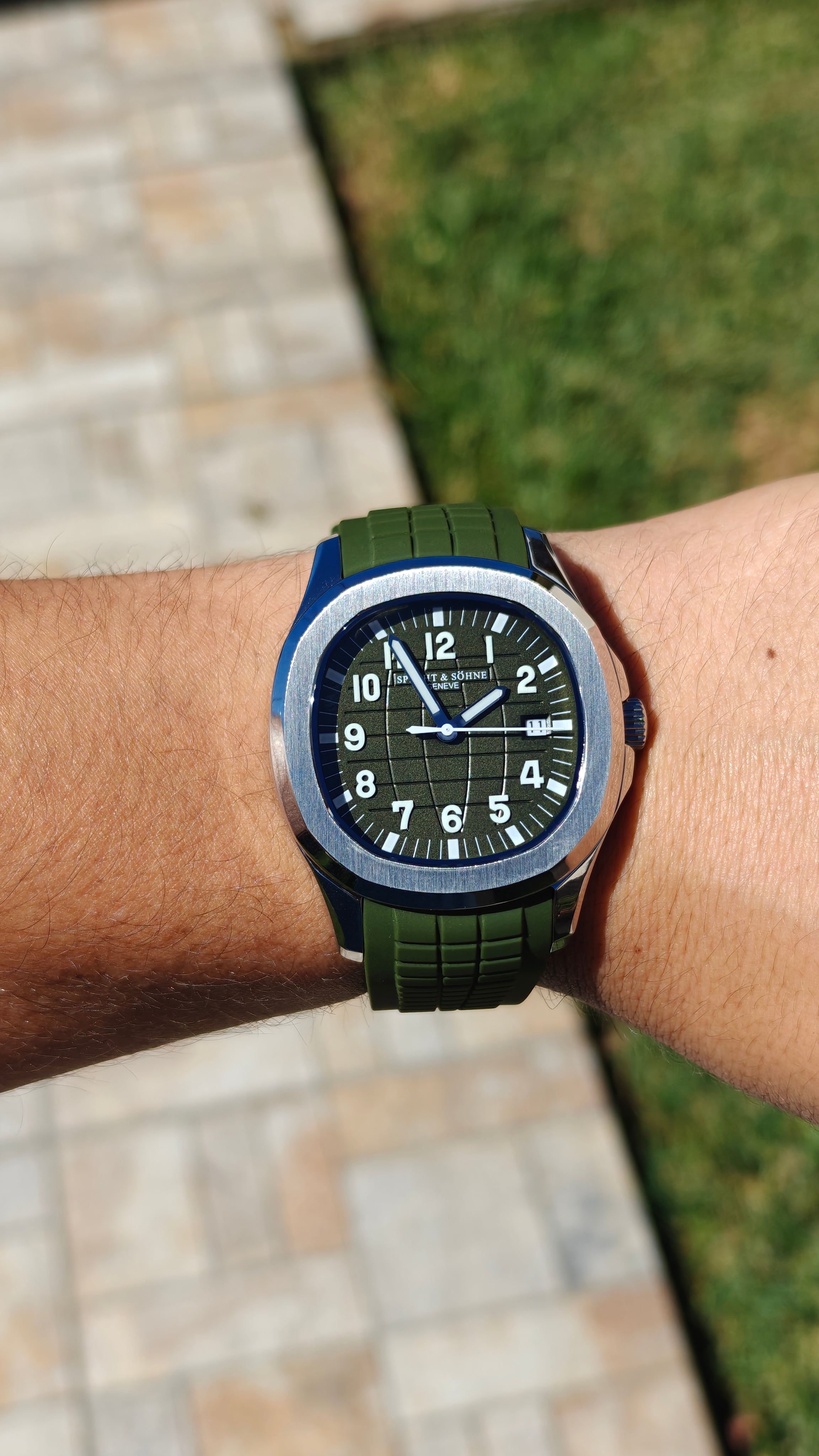 Specht & Söhne SP0008 – Homenaje al Patek Philippe Aquanaut verde