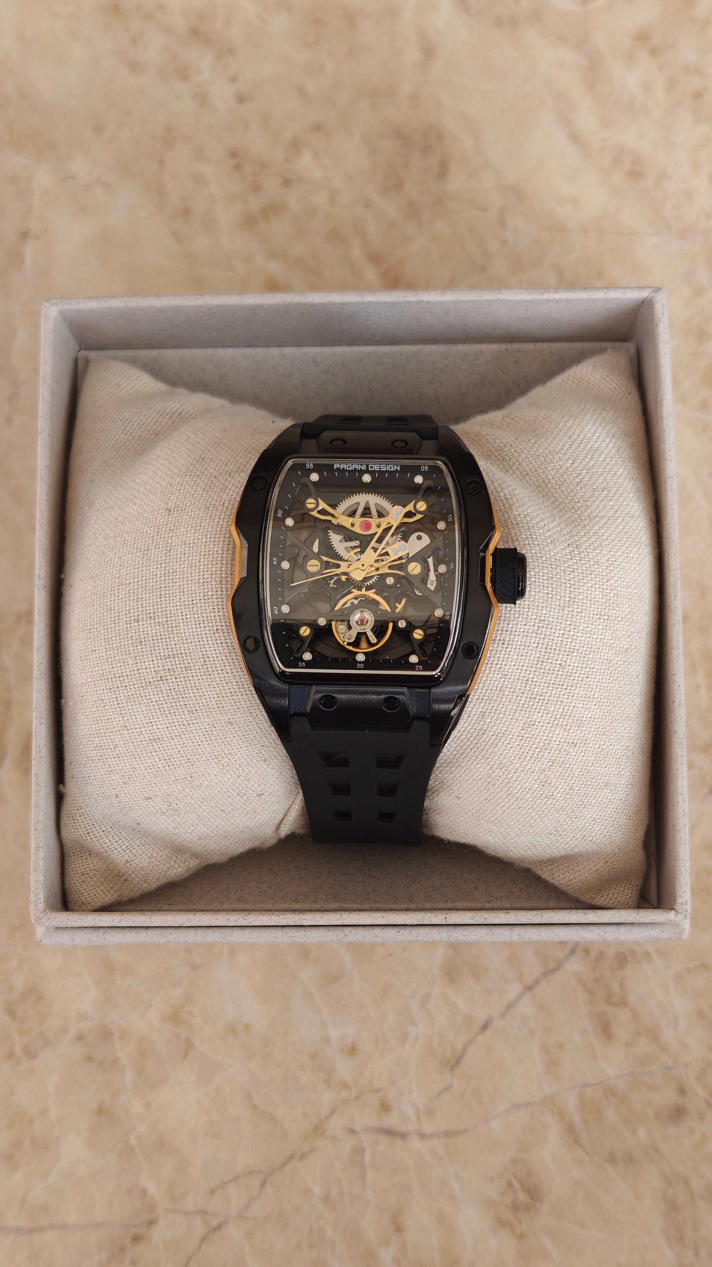 Pagani Design Y18 Skeleton Automático – Homenaje al Richard Mille RM 055