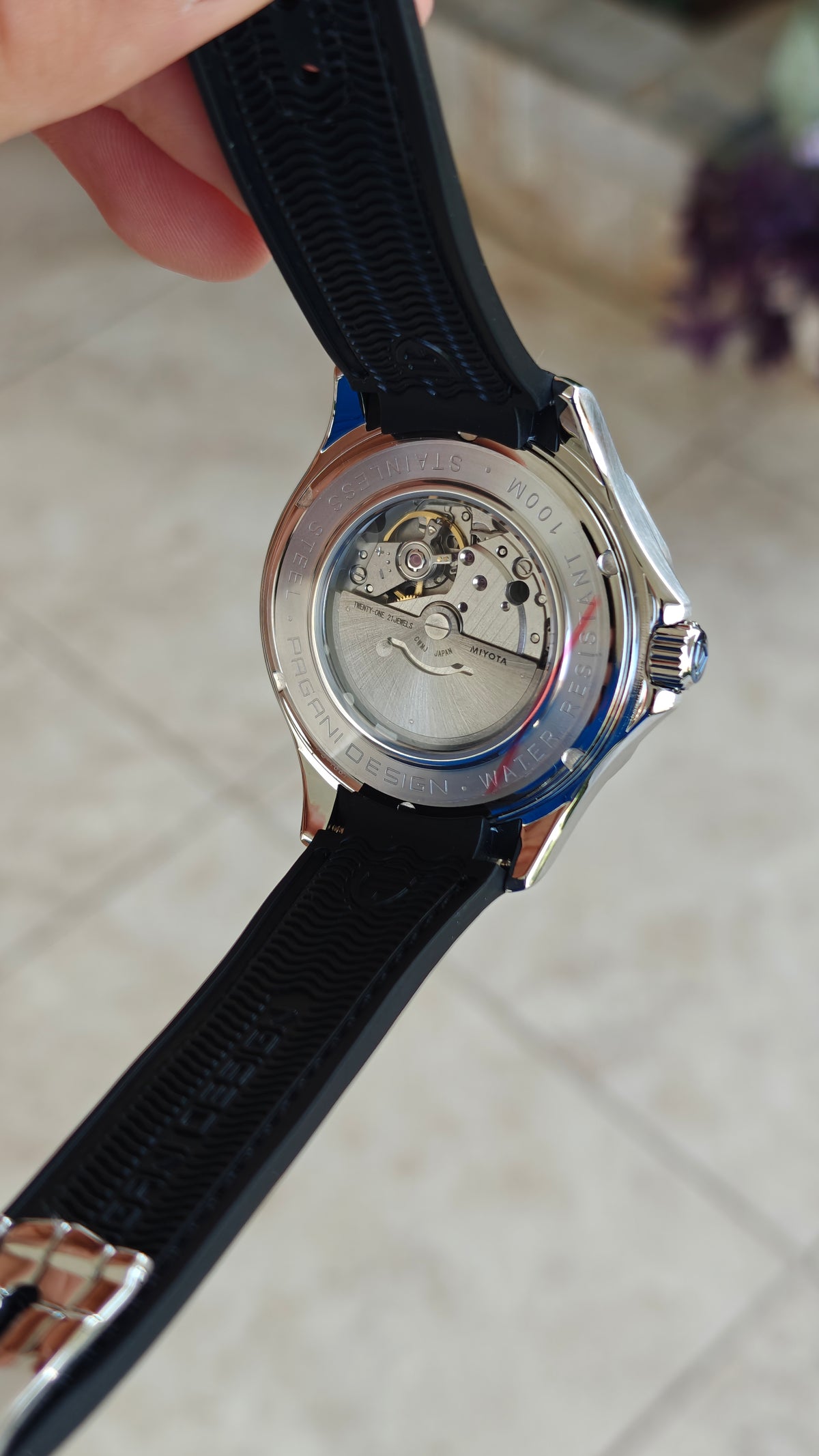 Pagani Design PD-1667 – Homenaje al Omega Seamaster