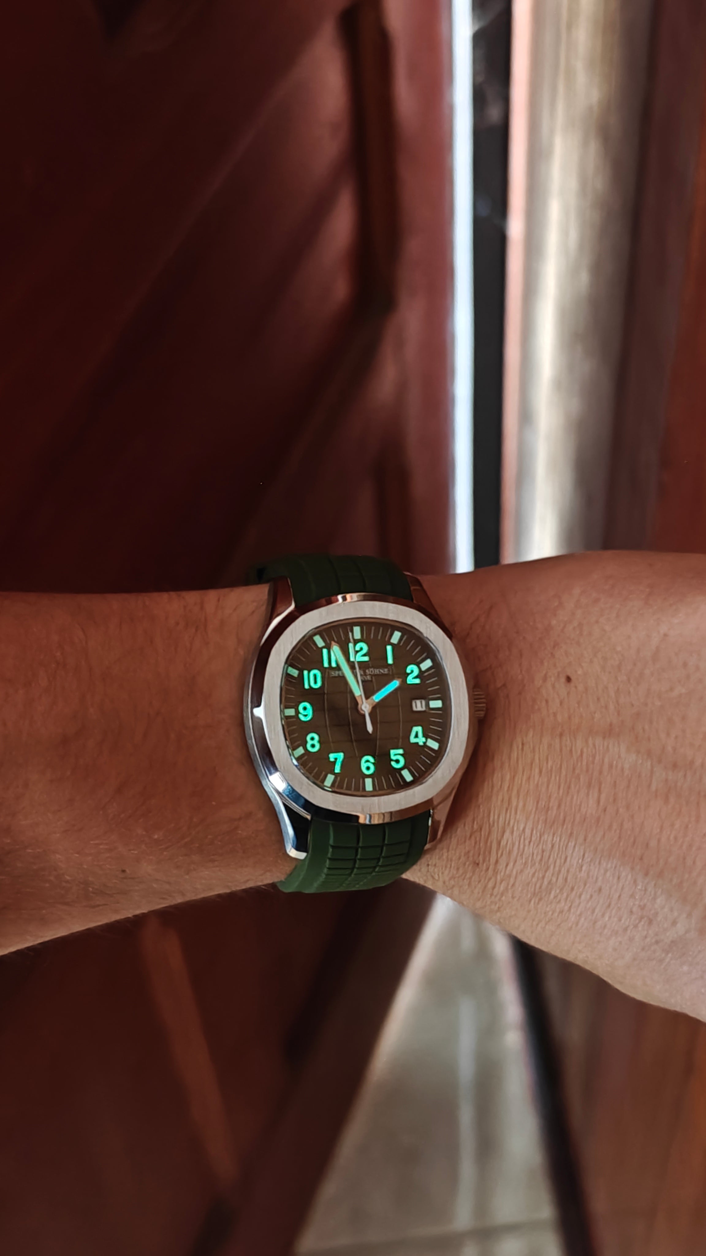 Specht & Söhne SP0008 – Homenaje al Patek Philippe Aquanaut verde